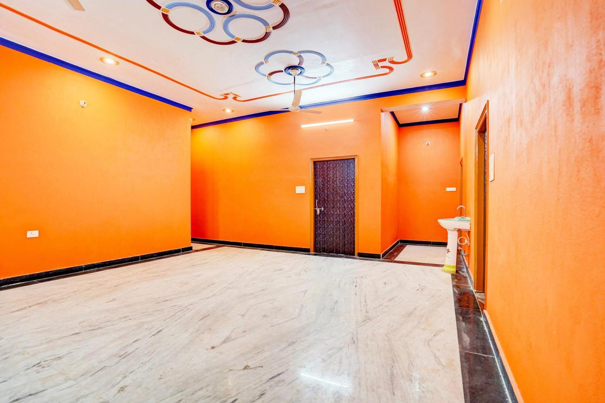 Hotel O J.D. Palace Varanasi Exterior foto